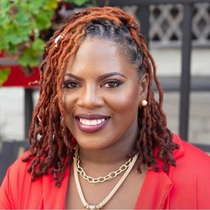 Meet your Posher, Brandy